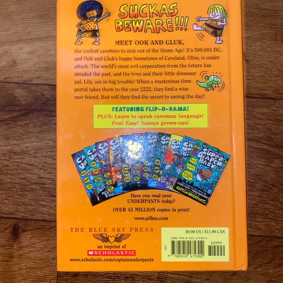 MORE OF CAPTIAN UNDERPANTS NOVELS 8-11 WITH COLOR AND NO COLOR, PLUS MORE BOOKS - Picture 12 of 14